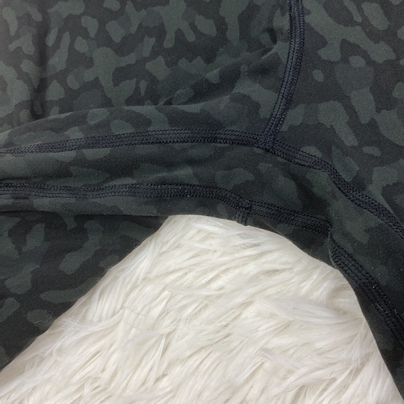 Lululemon Align Pant II 25" Formation Camo Evergreen Multi - Picture 3 of 5